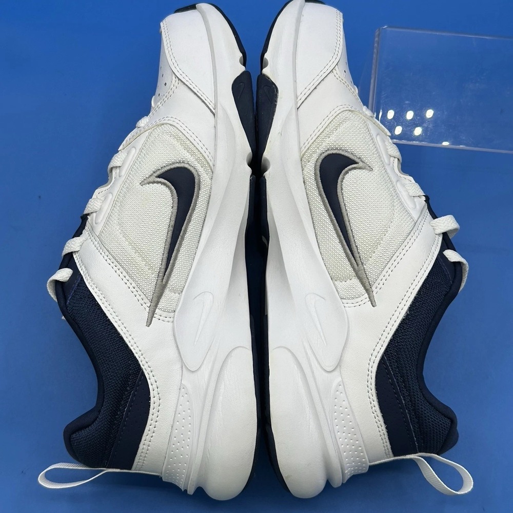 Nike Defy All Day Sneakers Men's White Navy Walking Shoes - Size 6.5 (Women's 8) - Picture 7 of 8